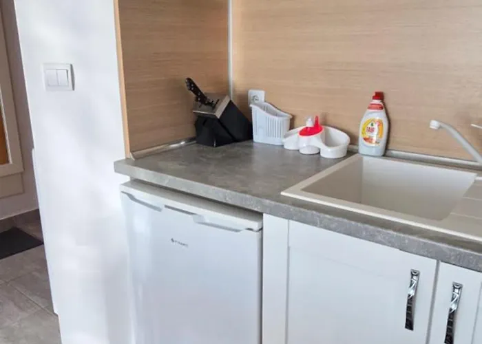 Belvedere Club H 305 *