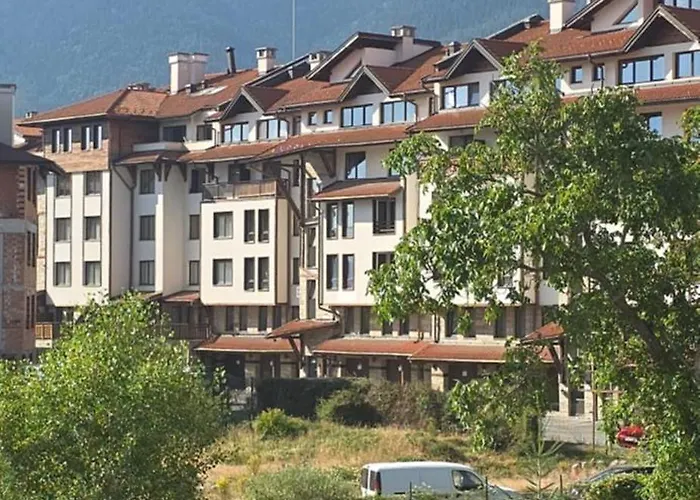 Belvedere Club H 305 *