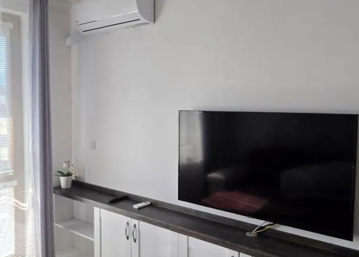 Belvedere Club H 305 Apartman